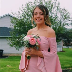 Meet your Posher, Abbi